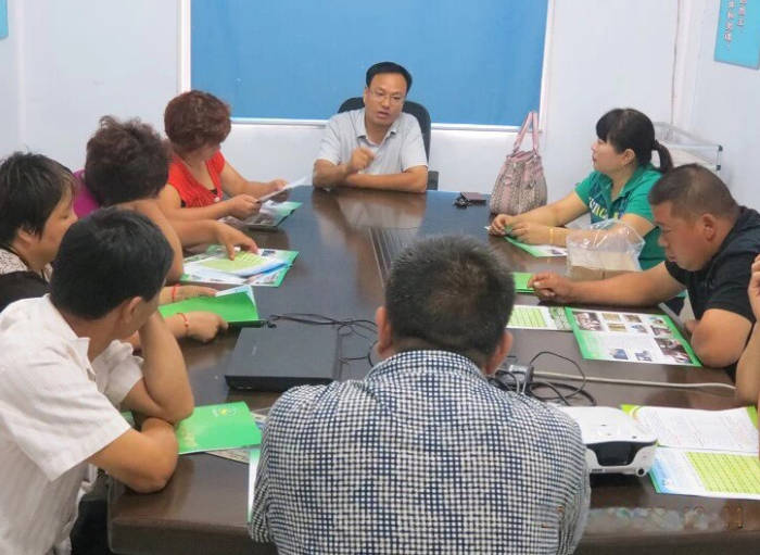 Baisheng Feed alcanza la cooperación estratégica con las empresas de cría para ayudar al desarrollo de la